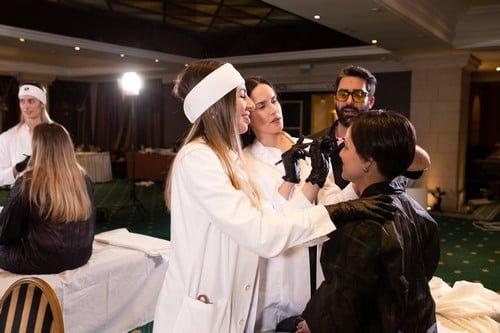 Σεμινάρια Microblading Σεμινάρια Αισθητικής Σεμινάριο Τατουάζ Φρυδιών Τρίχα- ΤρίχαΑθήνα Θεσσαλονίκη Ηράκλειο Κρήτης Symmetries® Antonios Balakeras