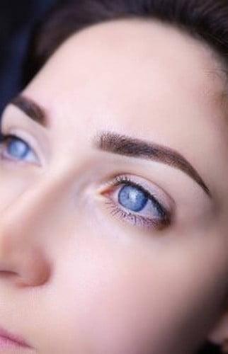 σεμιναρια pmu Φρυδιών Τατουάζ Φρυδιών με μηχάνημα Antonios Balakeras www.symmetries.gr