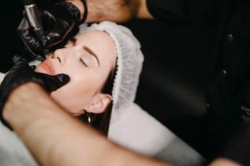 Σεμινάρια Lip Tattoo Σεμινάρια ημιμόνιμου μακιγιάζ τατουάζ χειλιών Σεμινάρια Αισθητικής Αθήνα Θεσσαλονίκη Ηράκλειο Κρήτης