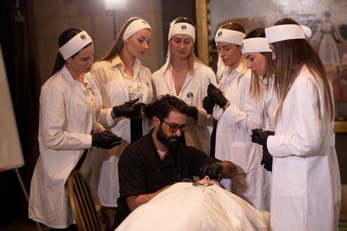 Σεμινάρια Microblading Σεμινάρια Αισθητικής Σεμινάριο Τατουάζ Φρυδιών Τρίχα- ΤρίχαΑθήνα Θεσσαλονίκη Ηράκλειο Κρήτης Symmetries® Antonios Balakeras